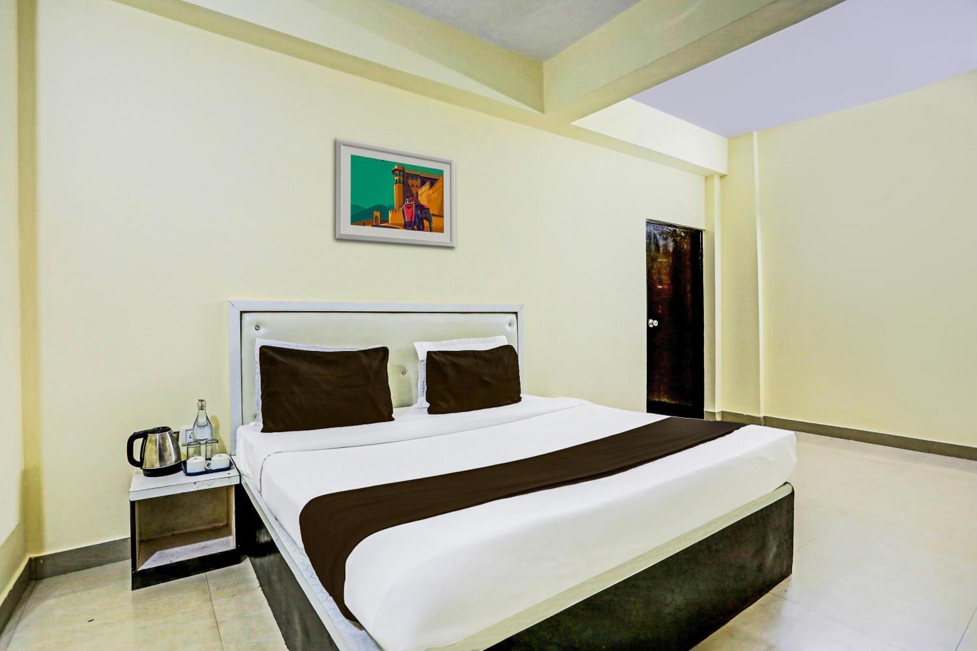 Super Hotel O Hyderabad Gate Iit Bhu Kakarmatha Extérieur photo